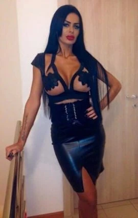 Sara — 4 / 6