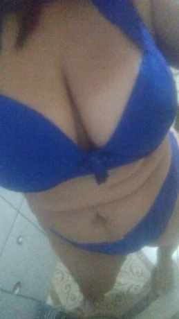 Anne Oliveira — 5 / 9