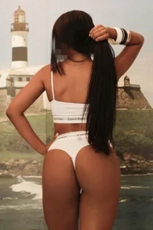 Maya Luize — 8 / 9