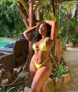 Shona, Escort, Istanbul