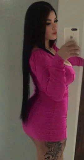Julie Souza — 4 / 5