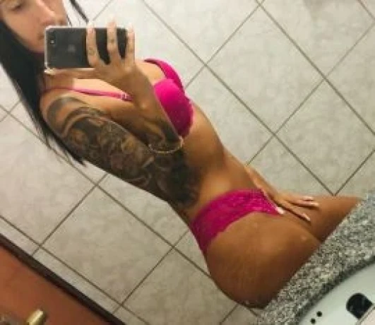 Renata Andrade — 6 / 9