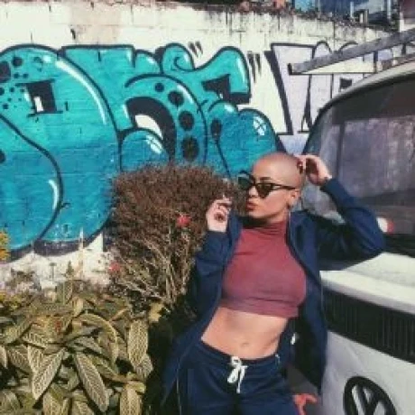 Cleópatra Rubi — 3 / 5