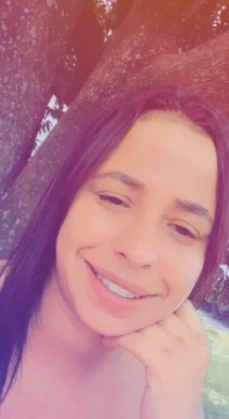 Fran Almeida — 4 / 5