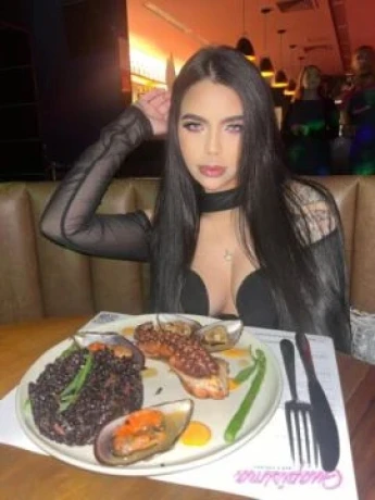 Antonella Belline — 4 / 9