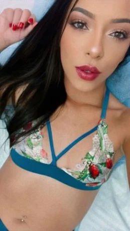 Luna Ferrero — 5 / 9