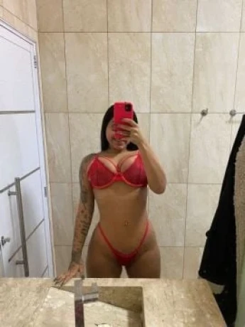 Cristal Mendes — 3 / 9