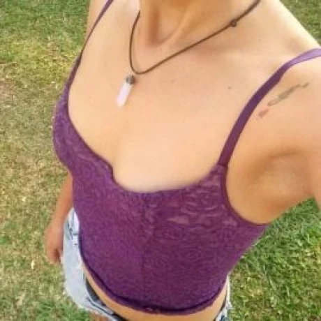 Ariella Lyveli — 3 / 5