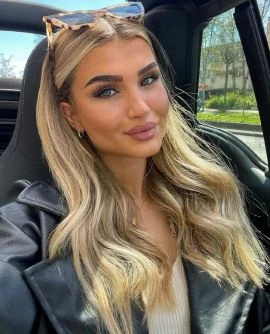 Sofya, Escort, Turin