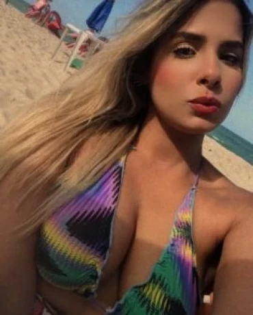 Paola Ferrari — 5 / 7