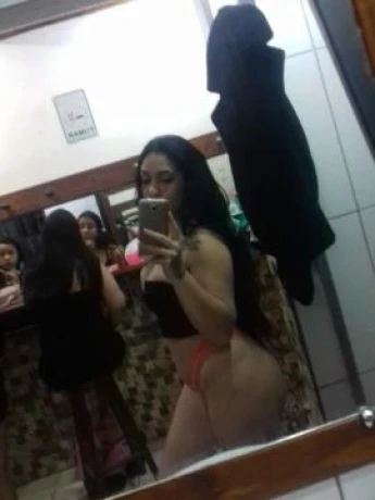 Camila Souza — 3 / 9