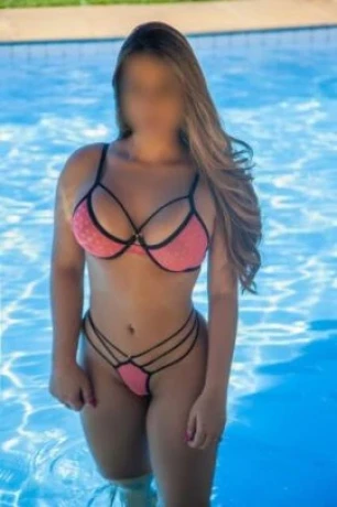 Milena Melo — 7 / 9