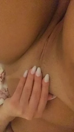 Anne Ramos — 1 / 5