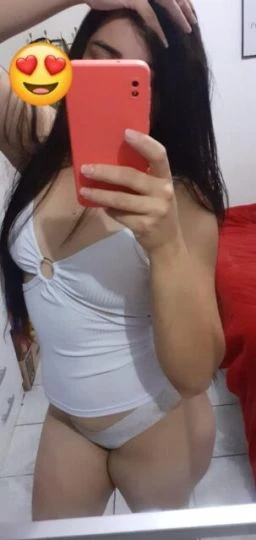 Mia Nunes — 2 / 7