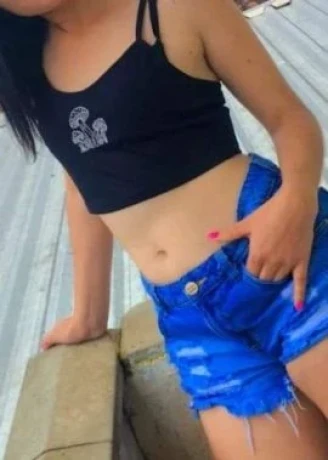 Luci Prates — 4 / 5