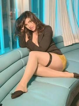 Mahak, Escort, London