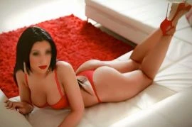 Leyla — 4 / 8
