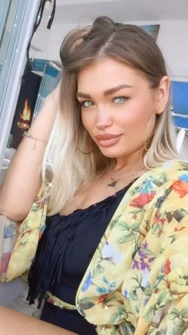 Young Elly, Escort, Istanbul