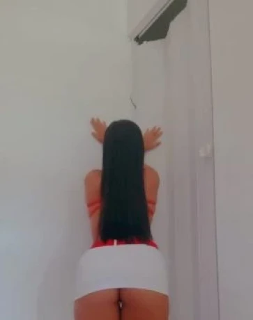 Leticia Botelho — 4 / 5