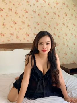 Dinda, Escort, Bali