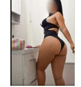 Female Escort — 2 / 3