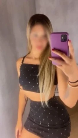 Jade Moretti — 6 / 7