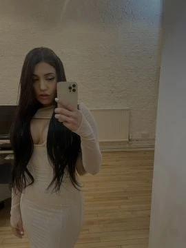 Aicha Aicha — 7 / 9