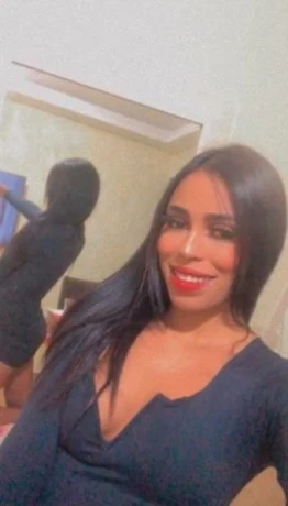 Vanessa Carvalho — 8 / 9