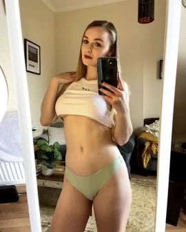 Charlotte22 — 2 / 9