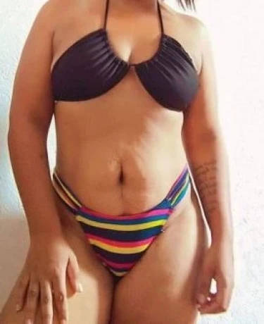 Samantha Souzaa — 4 / 5