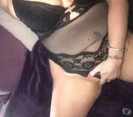 Female Escort — 3 / 5