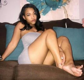 Chantalitus, Escort, Chartres