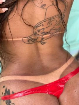 Estéfanny Lopes — 2 / 9