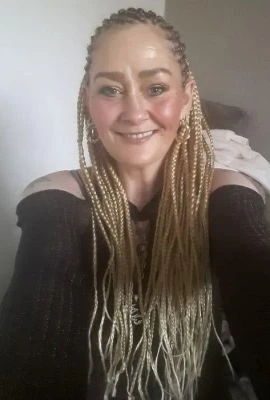 Sassy Queenie, Escort, London