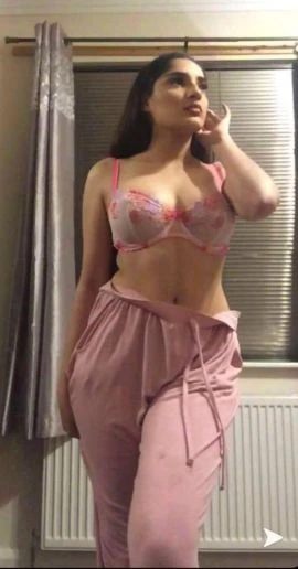 Muskan kaur — 2 / 4