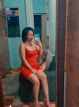 Jasmyne Souza — 3 / 5
