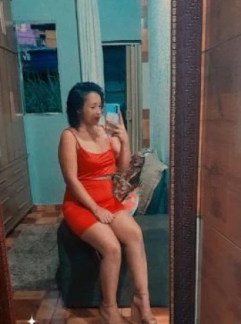 Jasmyne Souza — 3 / 5