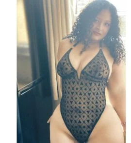 Female Escort — 3 / 4