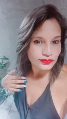 Jujú Mello — 5 / 9