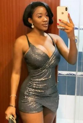 Zara Curves — 2 / 4