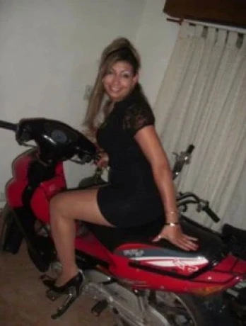 Amanda Martinelli — 5 / 8