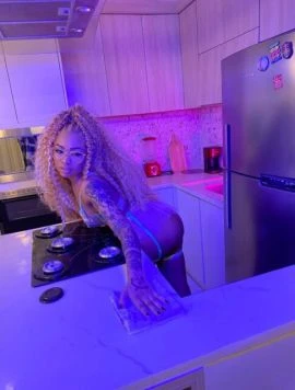 Naomy Duttra, Escort, São Paulo