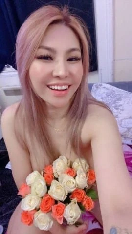 Rose — 7 / 9