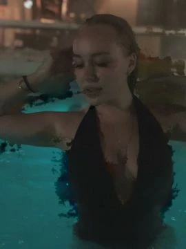 KRISTINA — 3 / 9