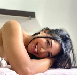 Isabelly — 8 / 9