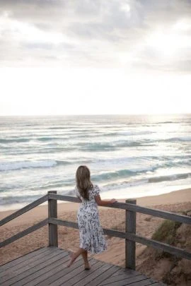 Sydney, Escort, London