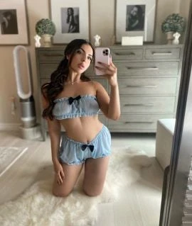 Jesmine — 7 / 8