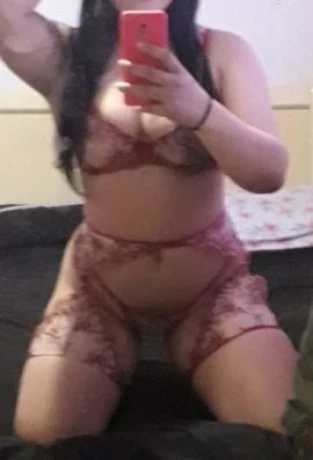 Thaty Alves — 4 / 5