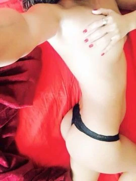 Juicy, Escort, Abha