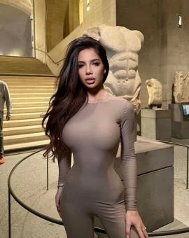 Olya — 4 / 5